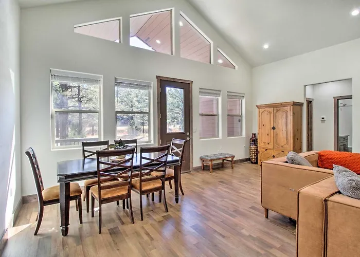Pet-friendly Show Cabin: Near Hiking! * Show Low